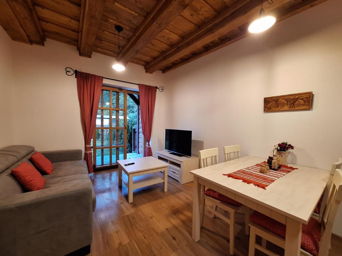 Apartman Jezerne Velke Karlovice Luaran gambar