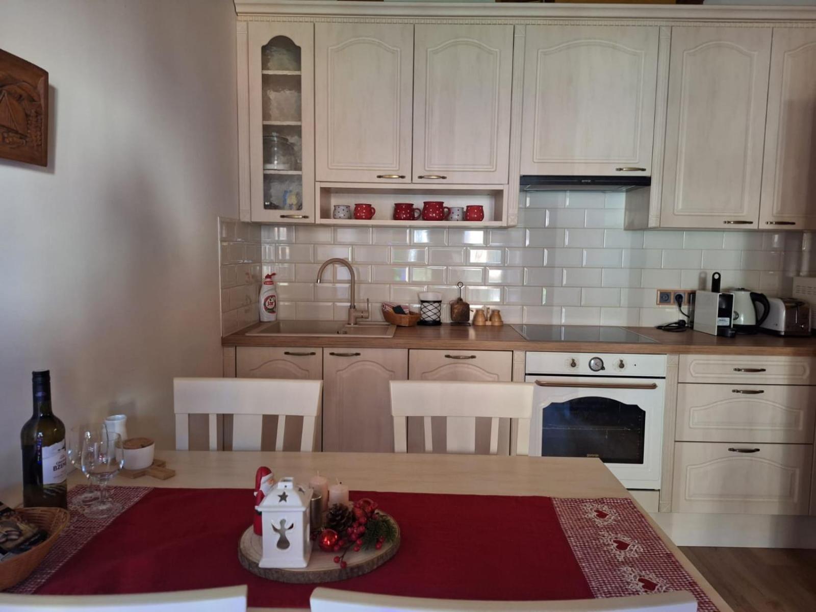 Apartman Jezerne Velke Karlovice Luaran gambar